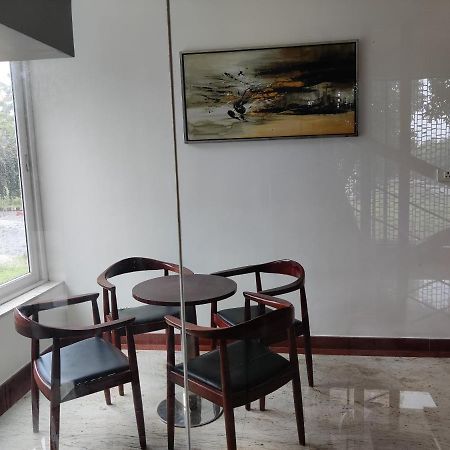 Avi Fortune Suites - Near Bangalore International Airport Bagian luar foto