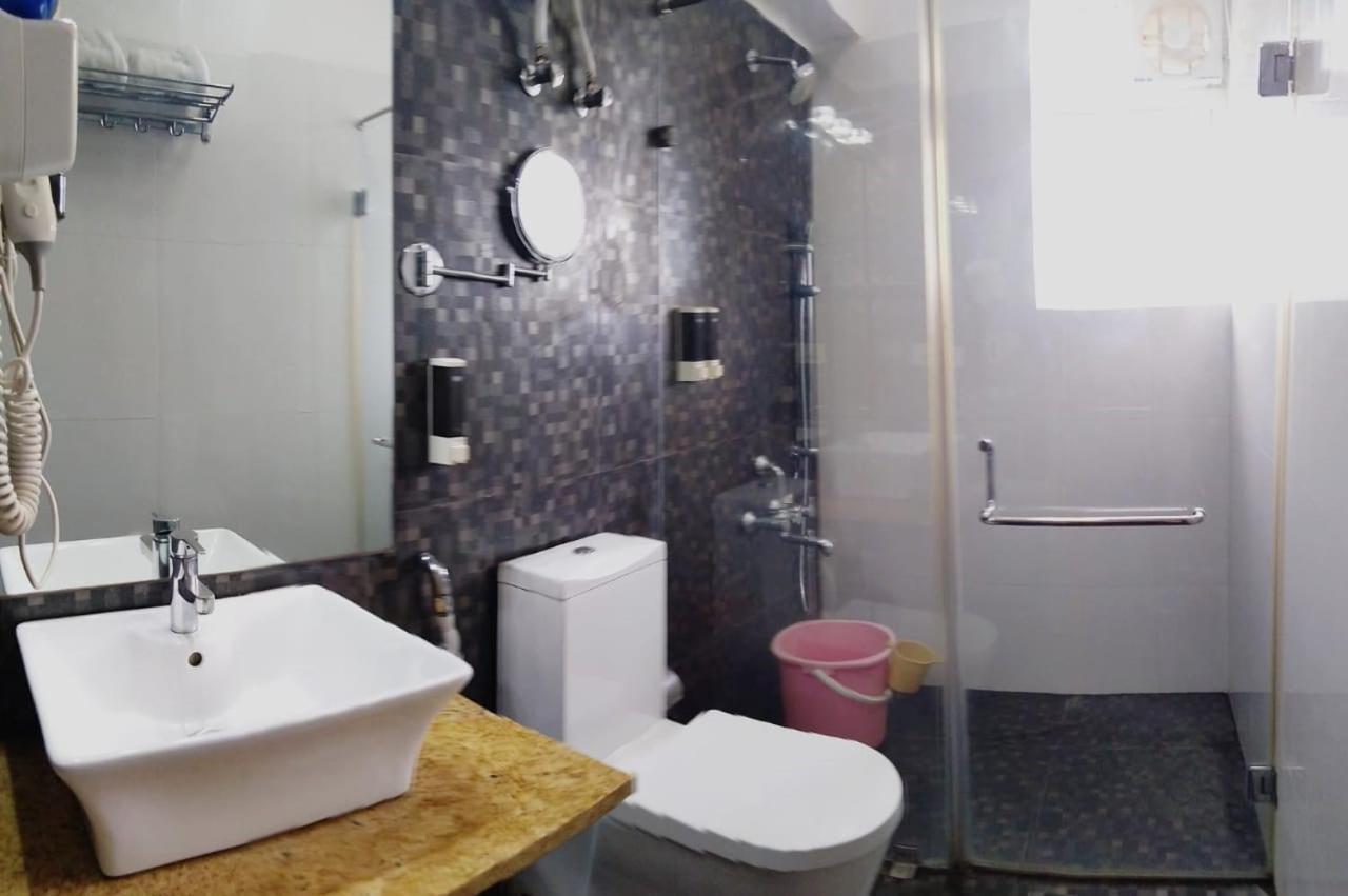 Avi Fortune Suites - Near Bangalore International Airport Bagian luar foto