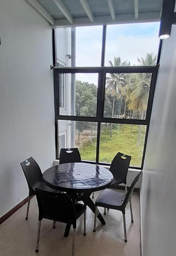 Avi Fortune Suites - Near Bangalore International Airport Bagian luar foto