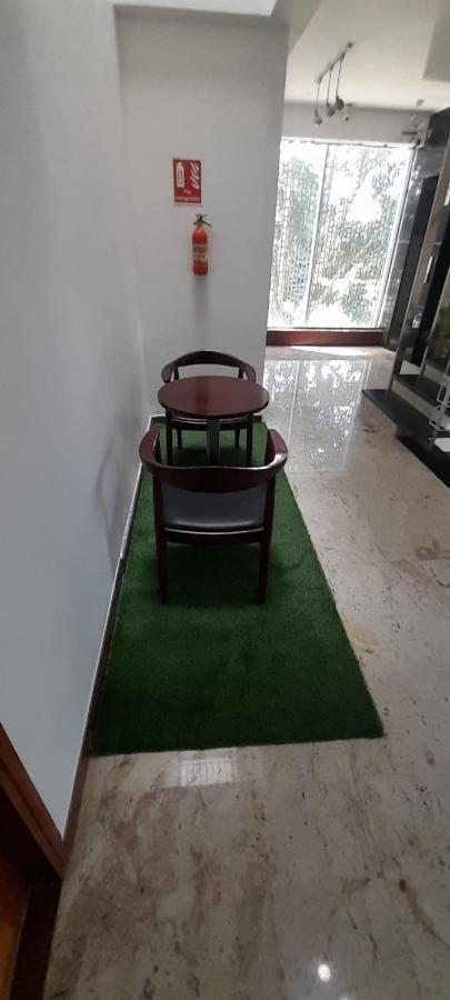 Avi Fortune Suites - Near Bangalore International Airport Bagian luar foto
