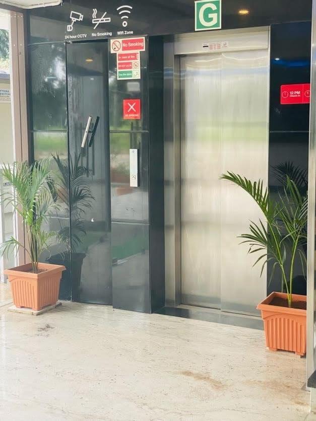 Avi Fortune Suites - Near Bangalore International Airport Bagian luar foto