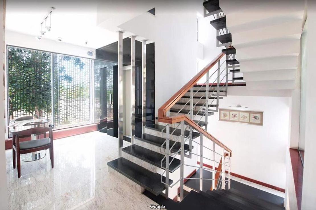 Avi Fortune Suites - Near Bangalore International Airport Bagian luar foto